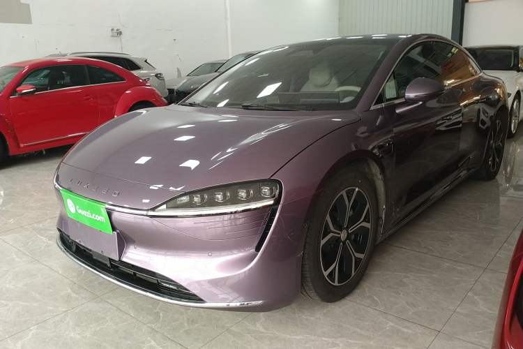 Used Hima Luxeed S7 2025 705 km Pro