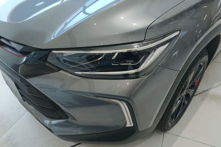 Used Chevrolet Trax 2019 Redline 325T Automatic Fun Edition China VI Standard
