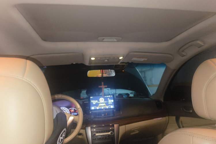 Used Nissan Teana 2011 2.0L XL Comfort Edition Headliner