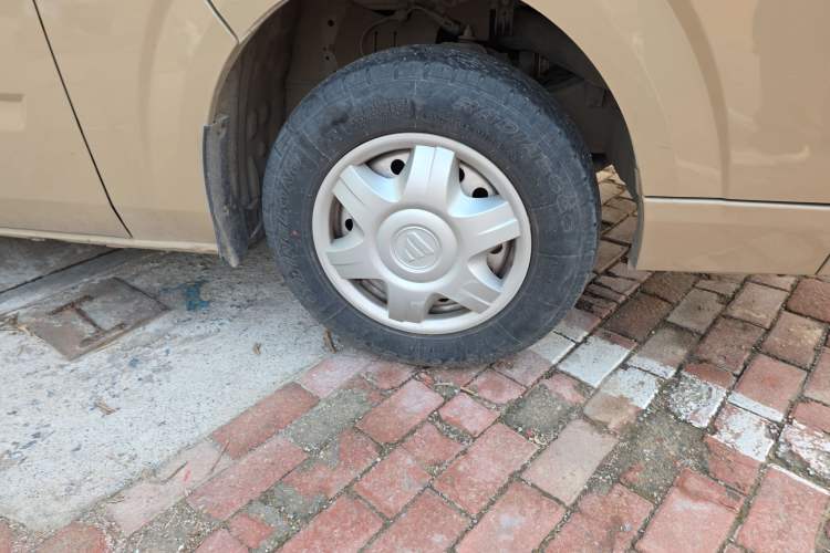 Used Foton Scenic G7 2020 2.4L Commercial Version Long Wheelbase High-Roof 2-Seat Van China VI Emission Standard 4K22D4M
