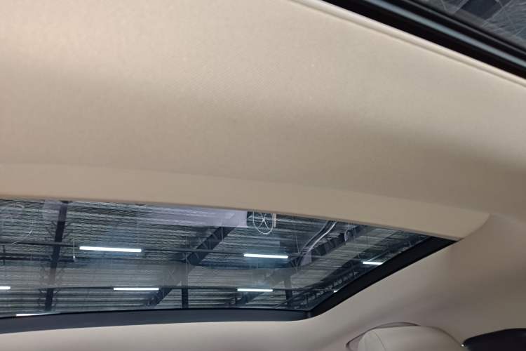 Used Mercedes-Benz GLA 2015 GLA 200 Sport Edition Headliner