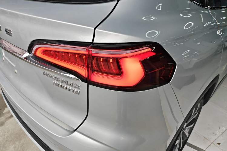 Used Roewe RX5 MAX 2019 300TGI Automatic 4G Connect Luxury Edition Exterior 3