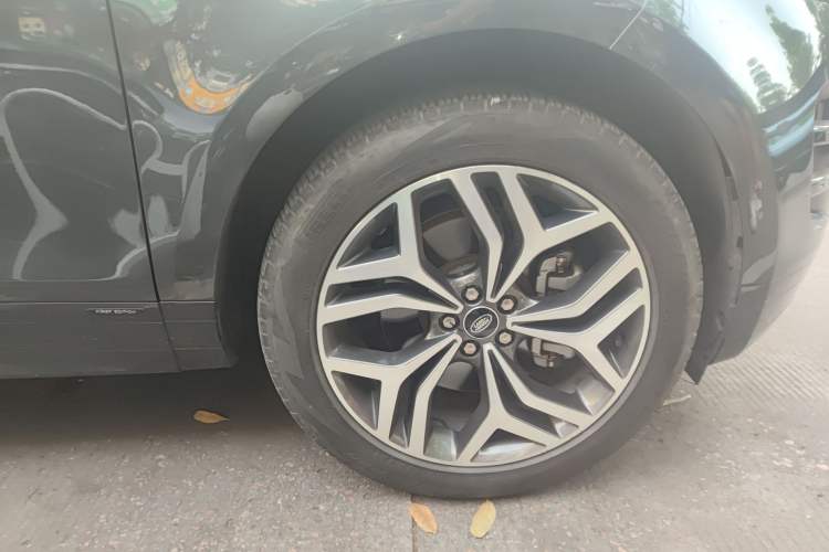 Used Land Rover Range Evoque 2021 Range Rover Velar 249 PS R-Dynamic S Performance Edition
