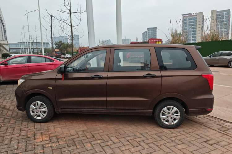 Used Wuling Hongguang 2021 1.5L S Base Version LAR
