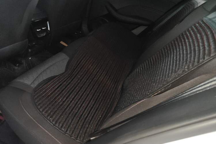 Used Roewe i5 2023 1.5L Manual Comfort Edition