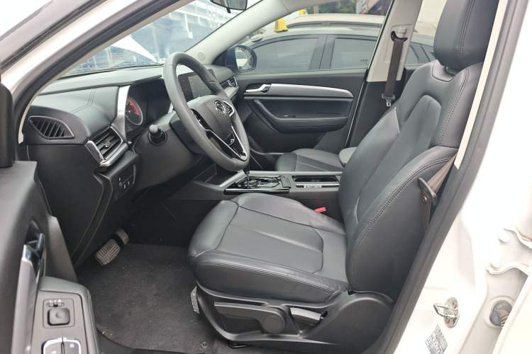 Used Soueast DX5 2021 1.5T CVT Luxury Version