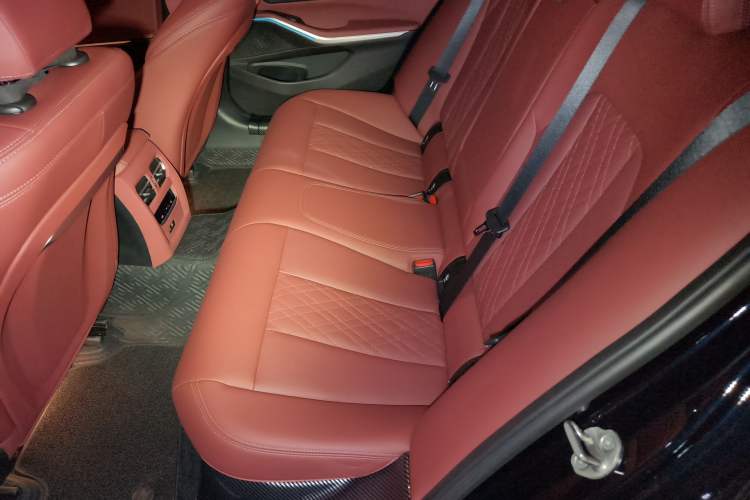 Used BMW 3 Series 2024 325i M Sport Package