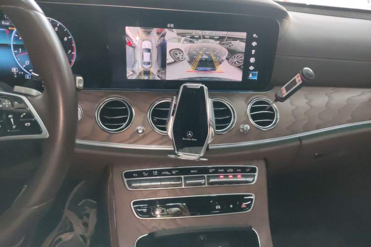 Used Mercedes-Benz E-Class 2023 Updated E 300 L Fashion Edition
