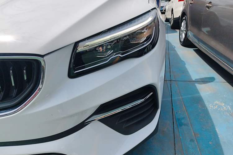 Used Geely Auto Emgrand S 2021 1.4T CVT Prestige Edition Left Front Headlight