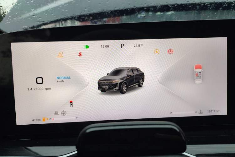 Used EXEED Stellar 2023 400T Two-Wheel Drive Comfort Flyfish Edition
