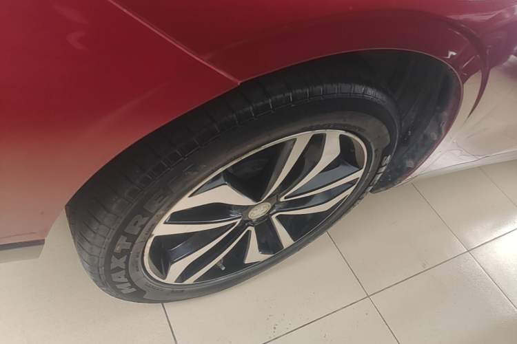 Used Venucia T90 2017 2.0L CVT Smart Edition
