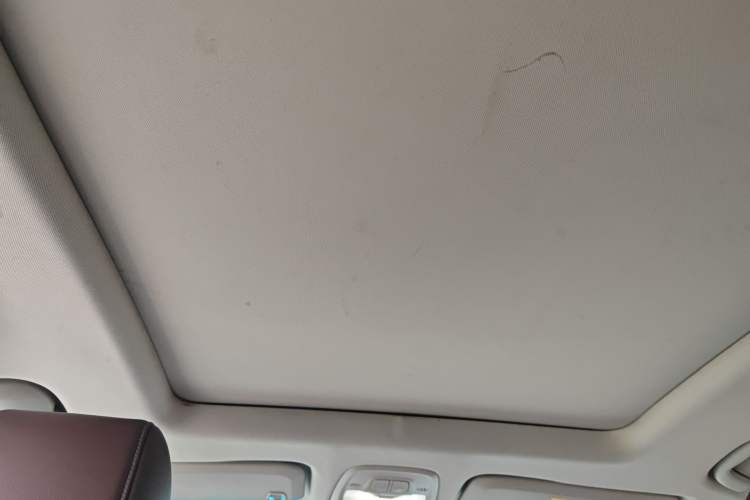 Used Buick GL6 2018 18T 6-Seater Luxury Model Headliner