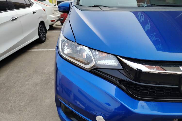 Used Honda Fit 2018 1.5L CVT Comfort Sunroof Version