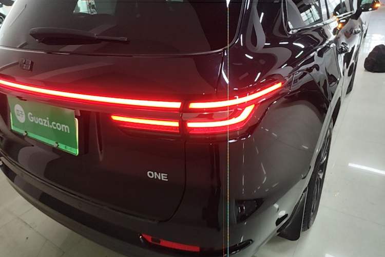 Used Li Auto ONE 2021 Extended-Range 6-Seater Version Exterior 3