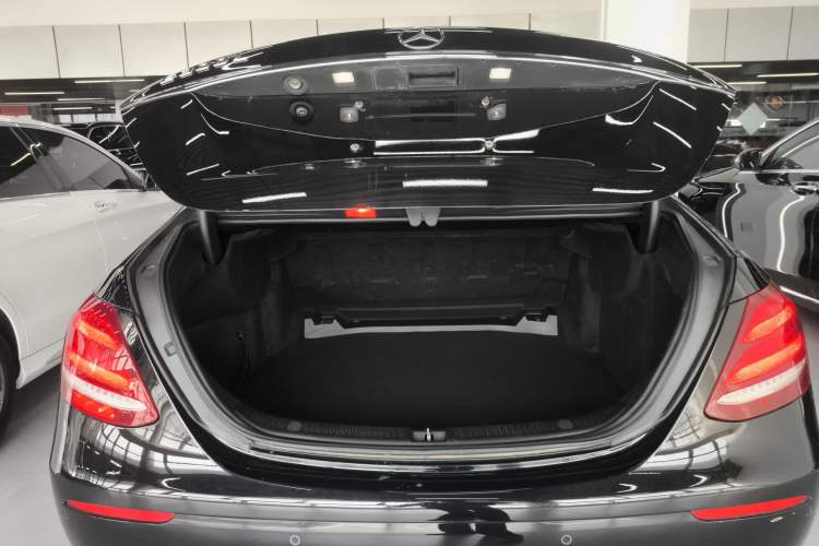 Used Mercedes-Benz E-Class 2019 Facelifted E 300 L Stylish Version
