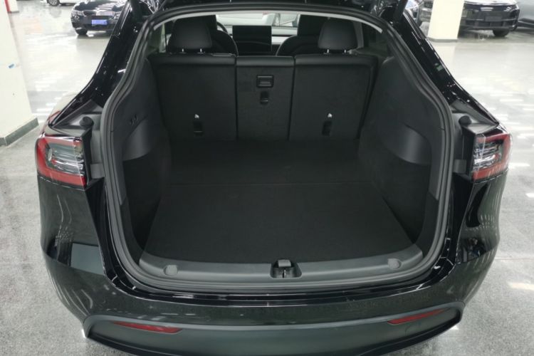 Used Tesla Model Y 2024 Rear-Wheel-Drive Version