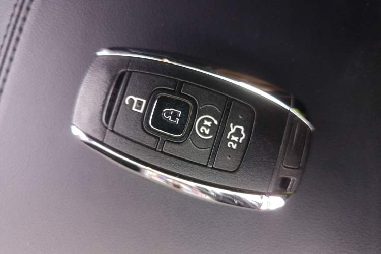 Used Lincoln Continental 2019 2.0T Two-Wheel Drive Prestige Version China VI Standard
