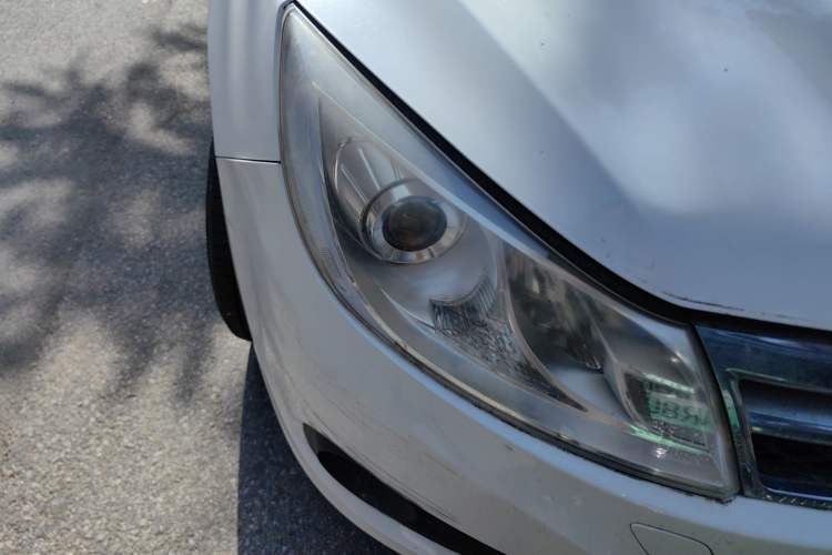 Used BYD Surui 2014 1.5L Manual Luxury Model Right Front Headlight