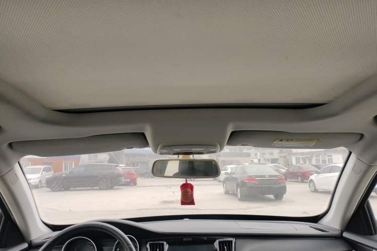 Used Zotye SR7 2016 1.5T Manual Cube Heart Edition China V Standard
