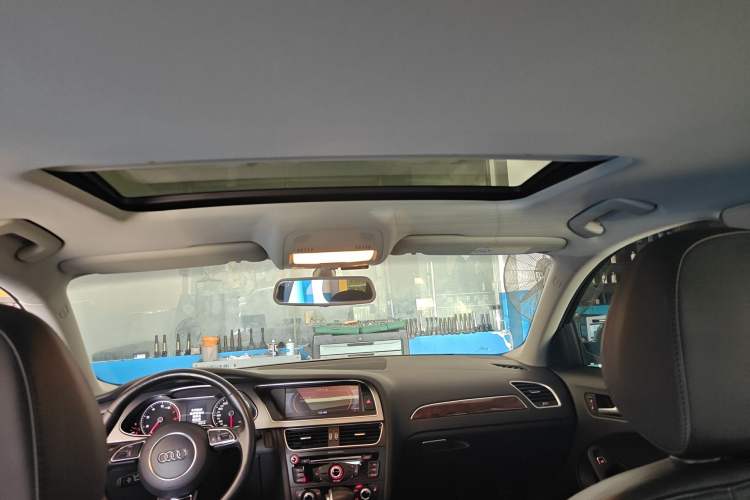 Used Audi A4L 2016 35 TFSI Automatic Comfort Model Headliner