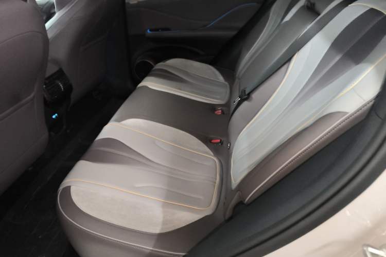 Used BYD Frigate 07 2024 HONOR Edition DM-i 100KM Luxury Model
