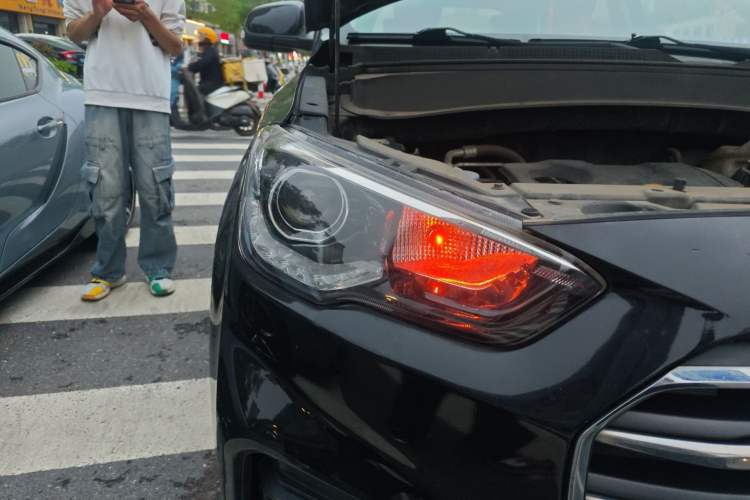 Used Hyundai ix35 2020 2.0L Automatic 2WD Zhiyong·Changxiang Edition Right Front Headlight