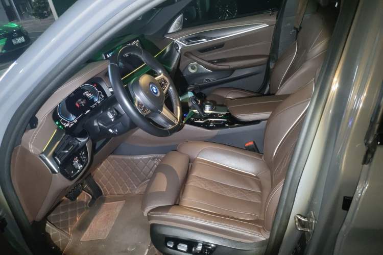 Used BMW 5 Series New Energy 2022 535Le Pioneer Edition M Sport Package Left Front Seat