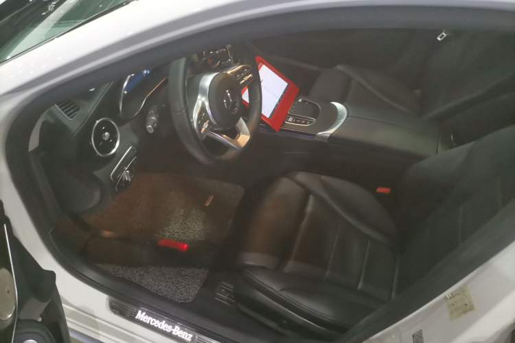 Used Mercedes-Benz C-Class 2021 C 200 L Fashion Edition Sport Version Left Front Seat