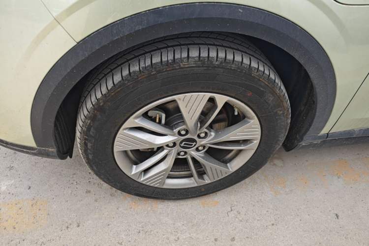 Used Bestune Yueyi 03 2025 565km Enjoy Edition Left Front Wheel Hub