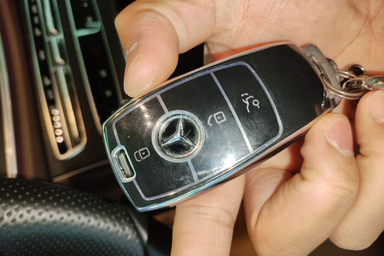 Used Mercedes-Benz E-Class 2022 Second Facelift E 260 L Sport Edition