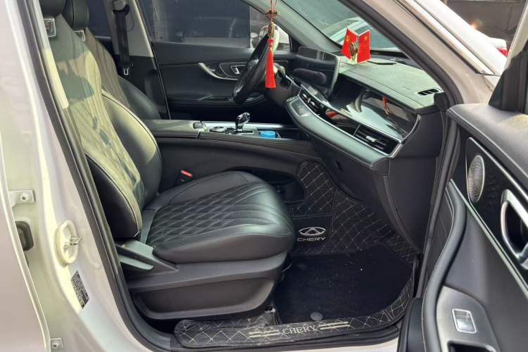 Used Chery Tiggo 7 PLUS 2023 Facelift 1.6 TGDI DCT Luxury Model Right Front Seat