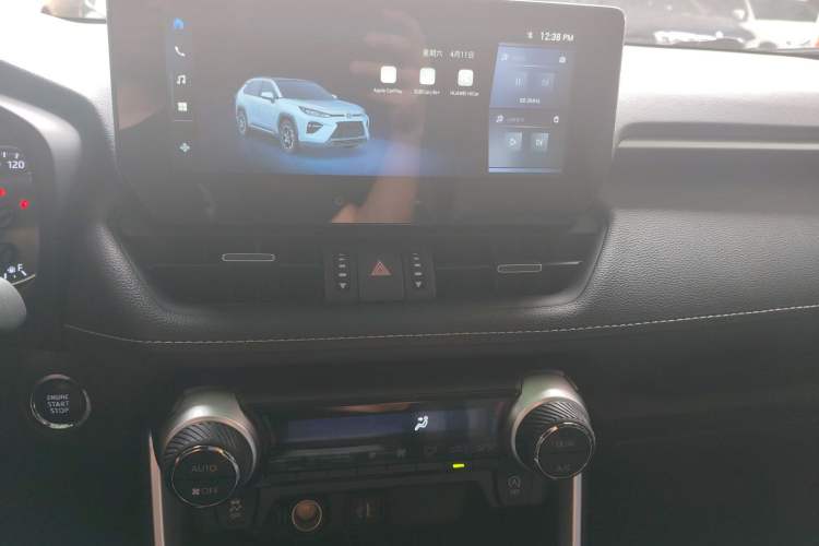 Used Toyota Wildlander 2023 2.0L CVT Two-Wheel Drive Urban Edition Audio And AC Panel