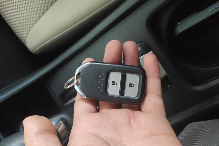 Used Honda Jade 2014 1.8L Automatic Comfort Elite Version 5 Seats
