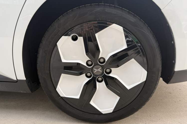 Used XPeng MONA M03 2024 515 Long-Range Left Front Wheel Hub