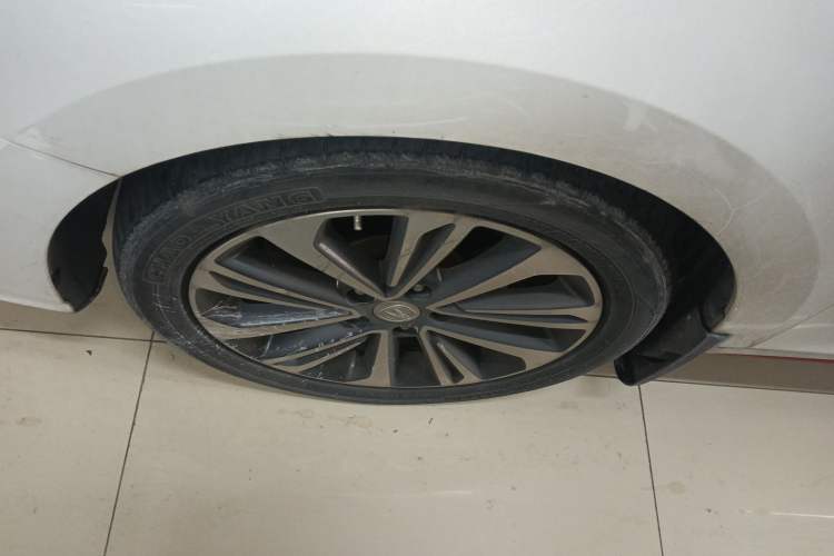 Used CHANGAN Ruicheng CC 2021 Blue Whale Edition 1.5T DCT Luxury Model Exterior 4