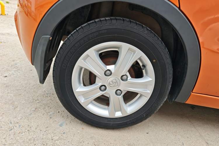 Used Baojun 310 2017 1.5L Manual Fashion Model