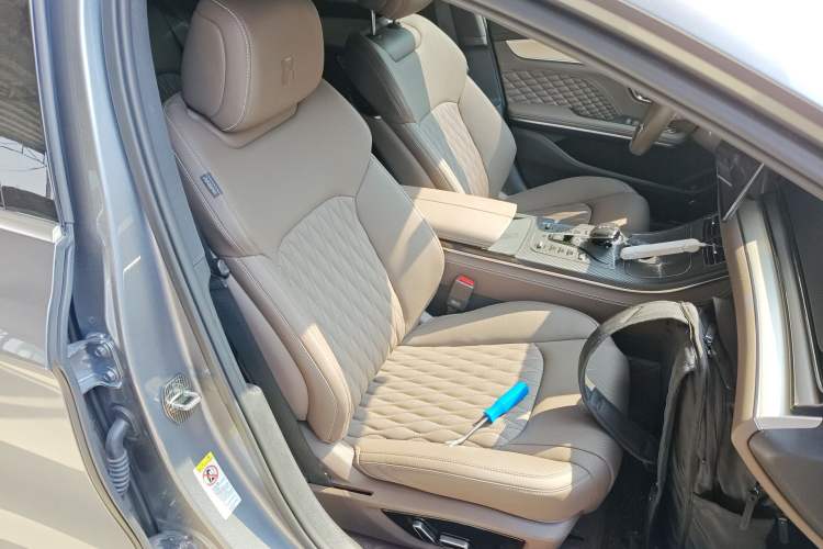 Used BYD Han 2023 DM-i Champion Edition 121KM Prestige Model
