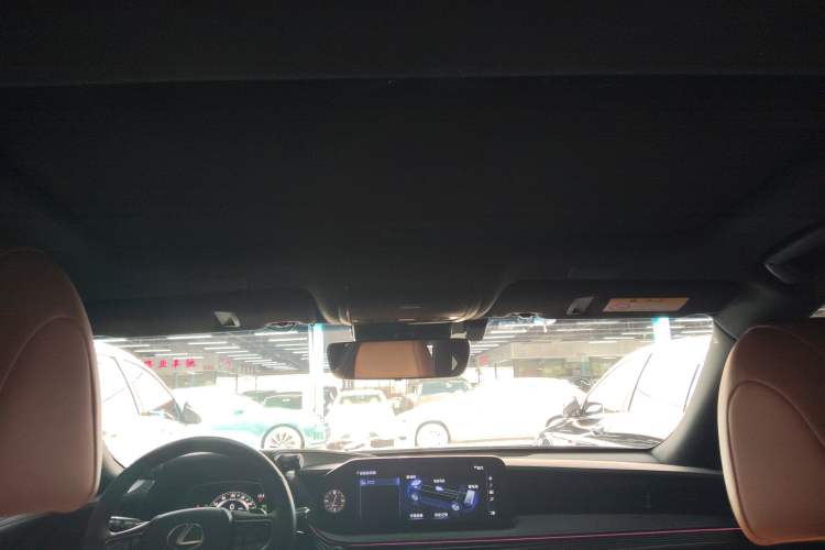 Used Lexus LS 2020 500h Excellence Edition China VI standard
