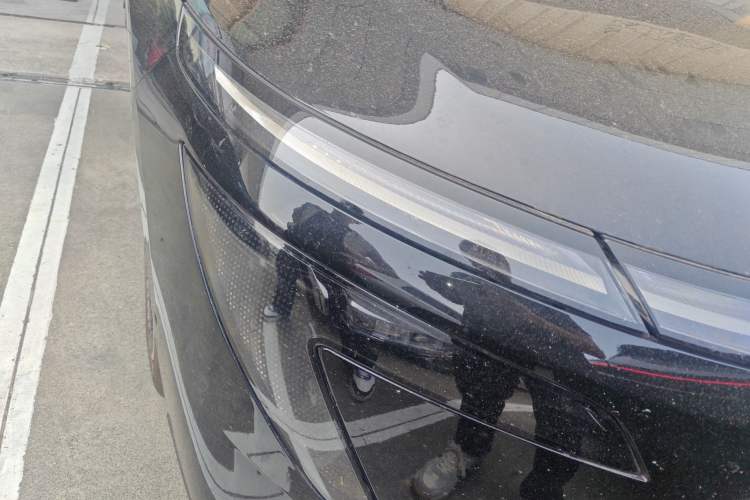 Used Nissan N7 2025 625 Max Right Front Headlight