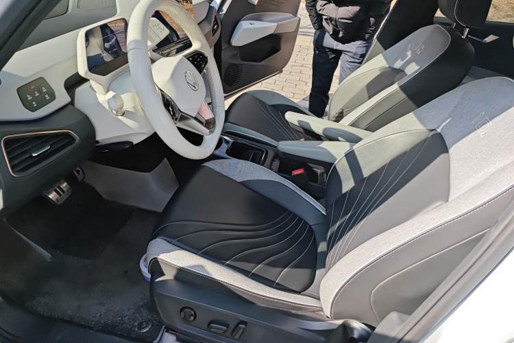Used Volkswagen ID.3 2022 Pro Smart Edition Left Front Seat