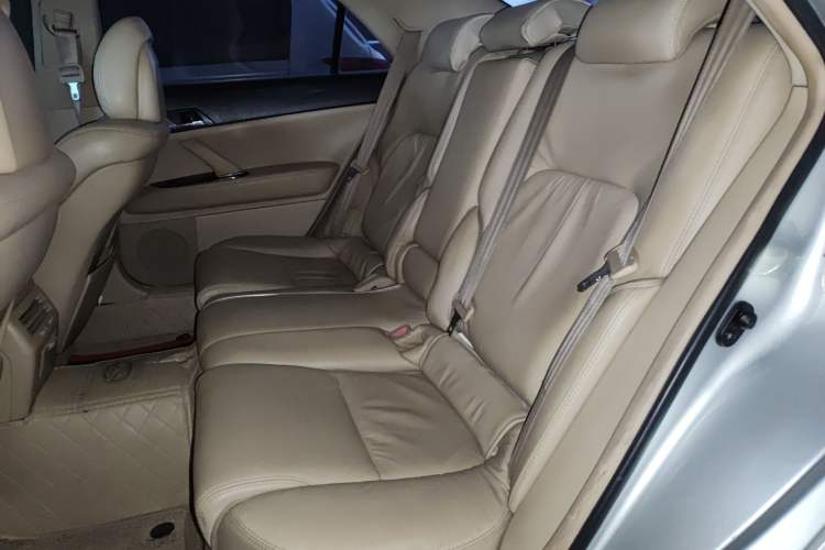 Used Toyota Reiz 2007 2.5S Leather Sunroof Version
