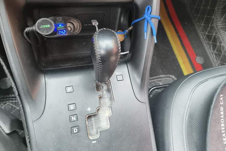 Used Hyundai ix35 2015 2.0L Automatic 2WD Smart Type China IV