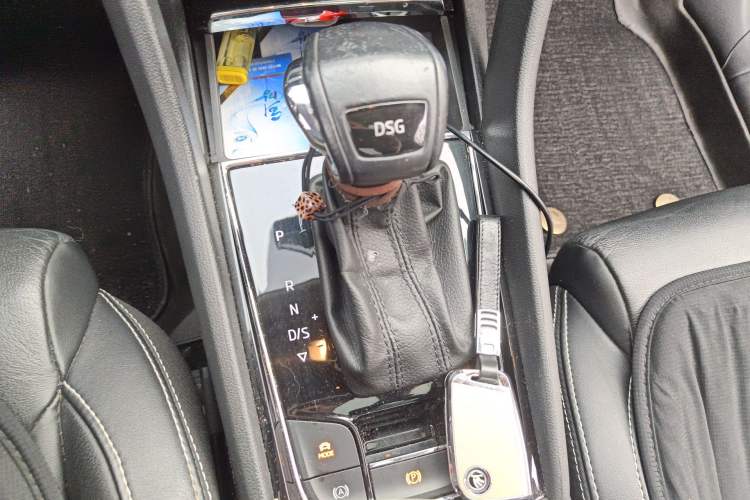 Used Skoda Kodiaq 2018 Facelifted TSI330 5-Seater Two-Wheel-Drive Luxury Enjoyment Edition Gear Lever