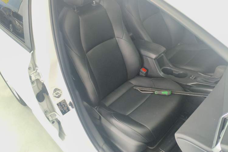 Used Toyota Levin 2021 185T CVT Luxury Edition Right Front Seat