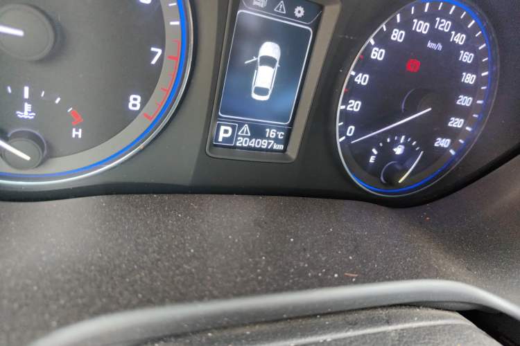 Used Hyundai Mistra 2014 1.8L Automatic Smart GLS
