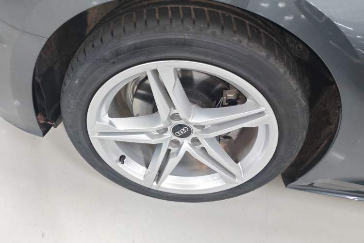 Used Audi A5 2024 Sportback 40 TFSI Fashionable and Dynamic Model Exterior 4