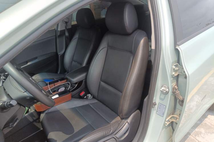 Used Hyundai Mistra 2014 1.8L Automatic Smart GLS
