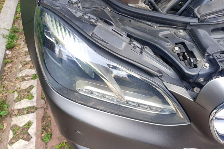 Used Mercedes-Benz E-Class 2015 Facelift E 200 L Sport Edition
