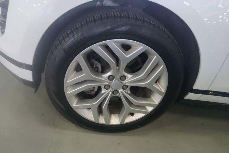 Used Land Rover Range Rover Evoque 2021 Range Rover Evoque 200 PS R-Dynamic Standard Elite Edition
