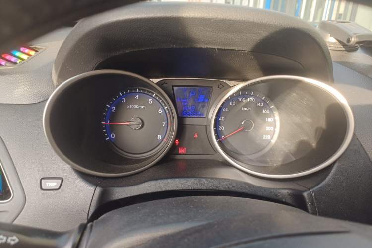 Used Hyundai ix35 2012 2.0L Automatic Two-Wheel Drive Elite Edition GLS